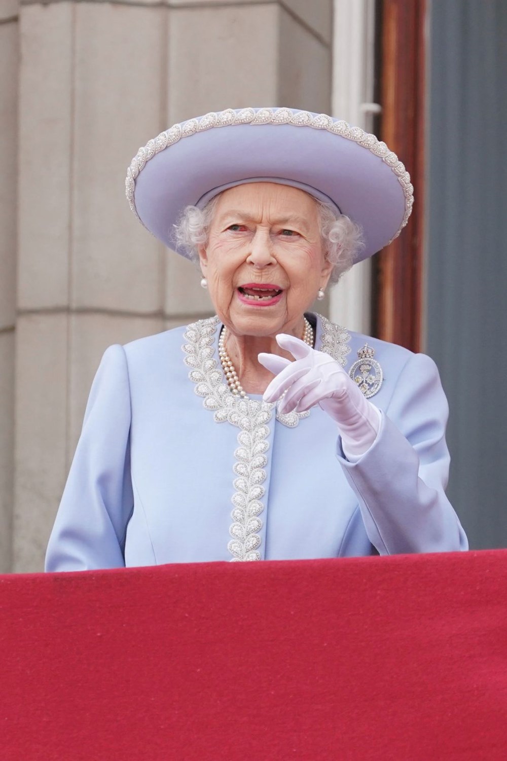 Kraliçe Elizabeth'ten Kim Kardashian'a ret - 5