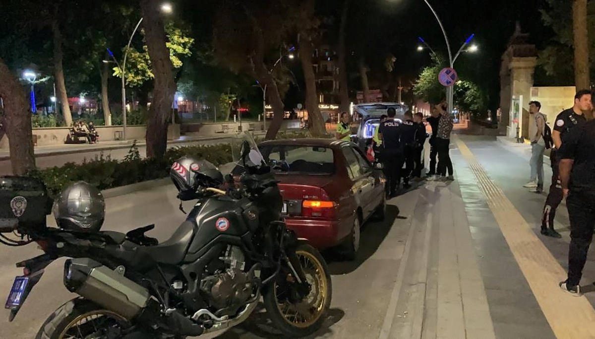Drift yaparken ekiplere yakalandı: 20 bin 352 TL cezadan kurtulamadı Drift yaparken ekiplere yakalandı: 20 bin 352 TL cezadan kurtulamadı