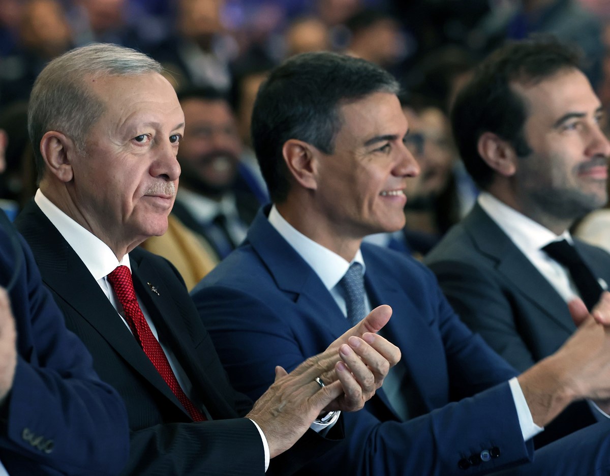 Programda, İspanya Başbakanı Pedro Sanchez