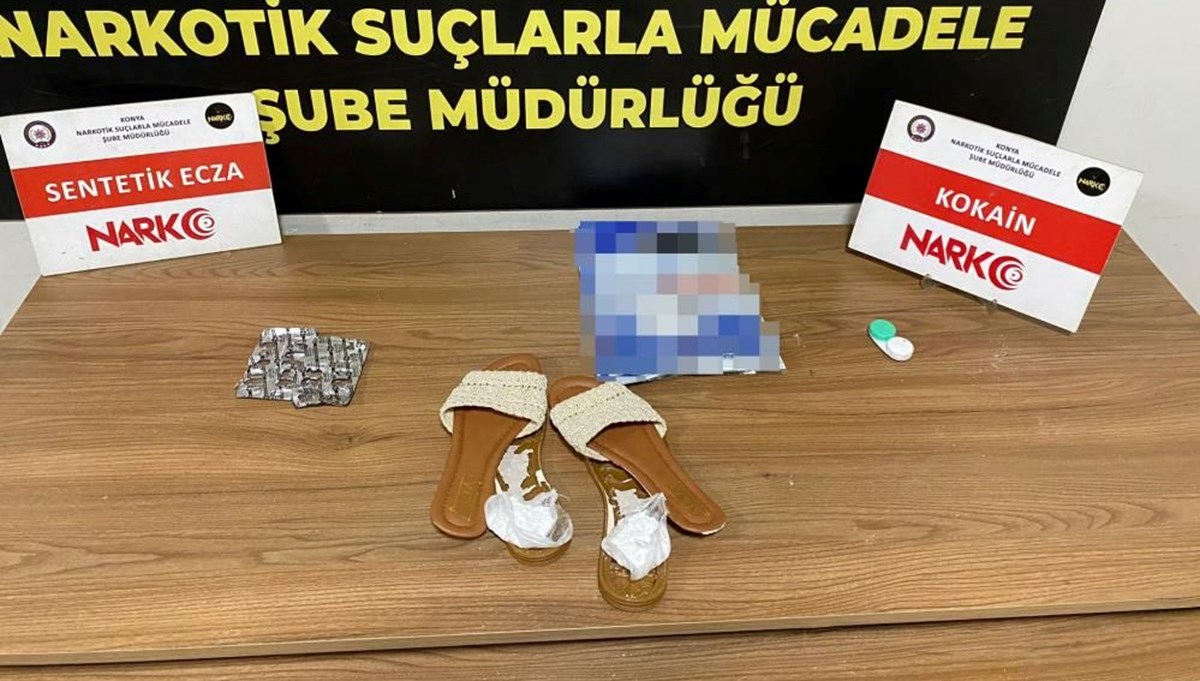 Kargoyla gelen terlikten kokain çıktı Kargoyla gelen terlikten kokain çıktı