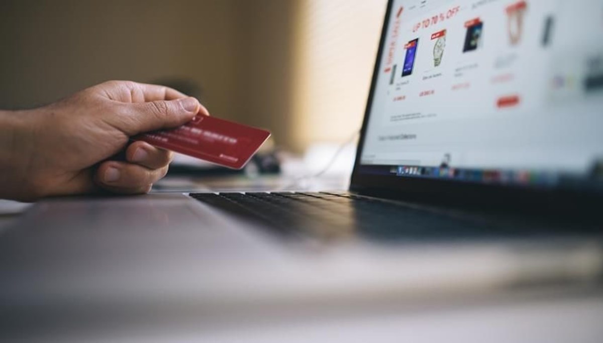 e-Ticaret hacmi 226,2 milyar liraya yükseldi