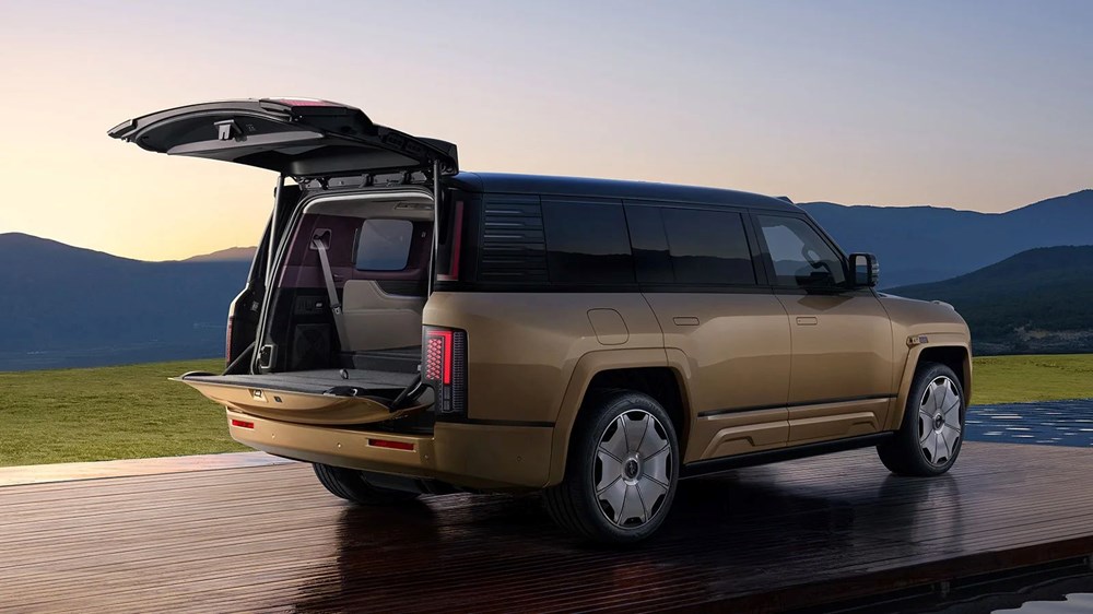 BYD'den Çin tankı... 24 ayar altından amblemi var... Fiyatı belli oldu - 2