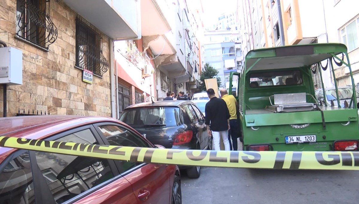 Eşini önce katletti, sonra Eşini önce katletti, sonra
