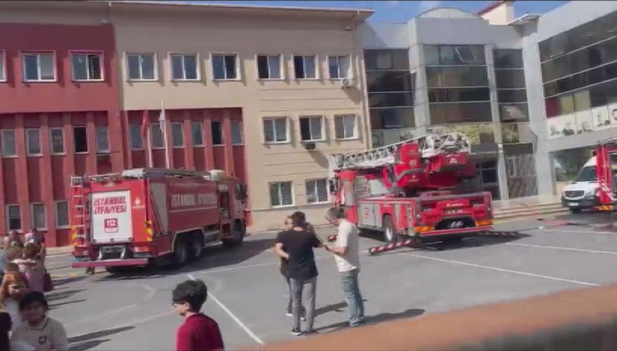 Başakşehir'de okulda yangın paniği