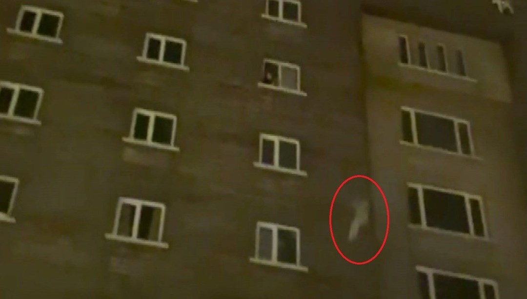 Yangından kurtulan otel personeli anlattı: İnsanlar çocukları aşağıya atmak zorunda kaldı