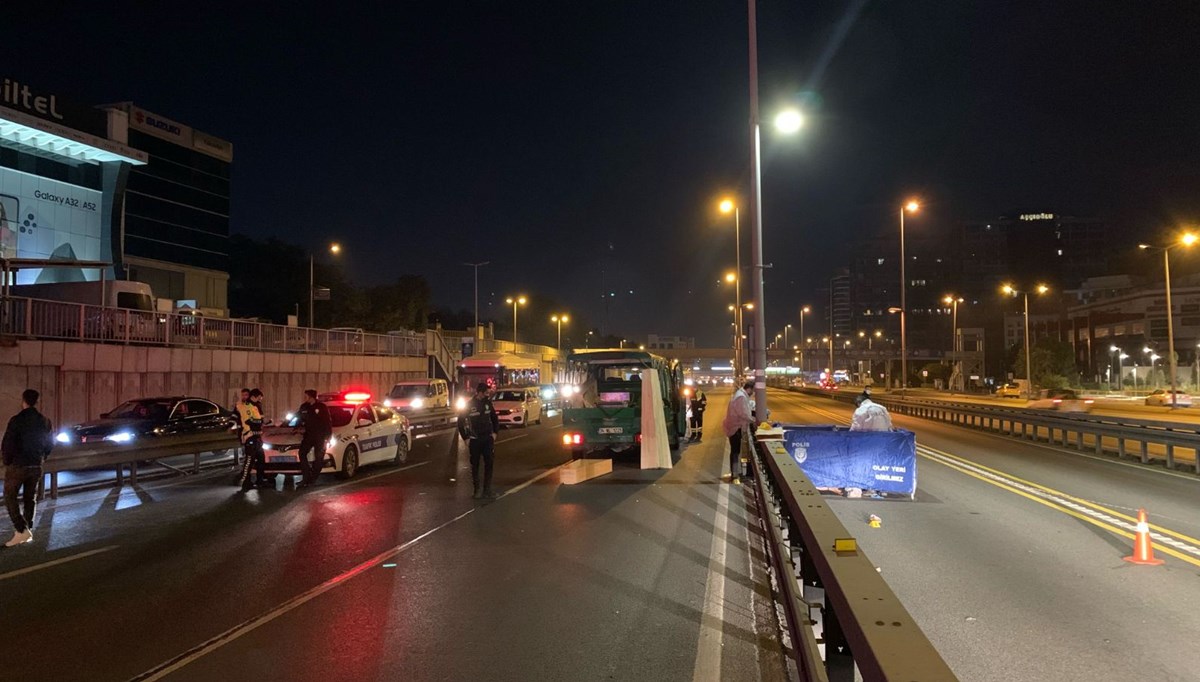 E-5 Karayolu’nda karşıya geçmeye çalışırken taksi çarptı