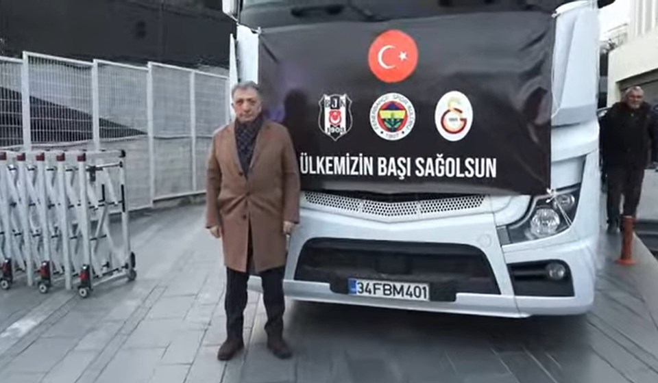 Üç büyüklerin 'Dostluk TIR'ları, aynı anda yola çıktı - 1