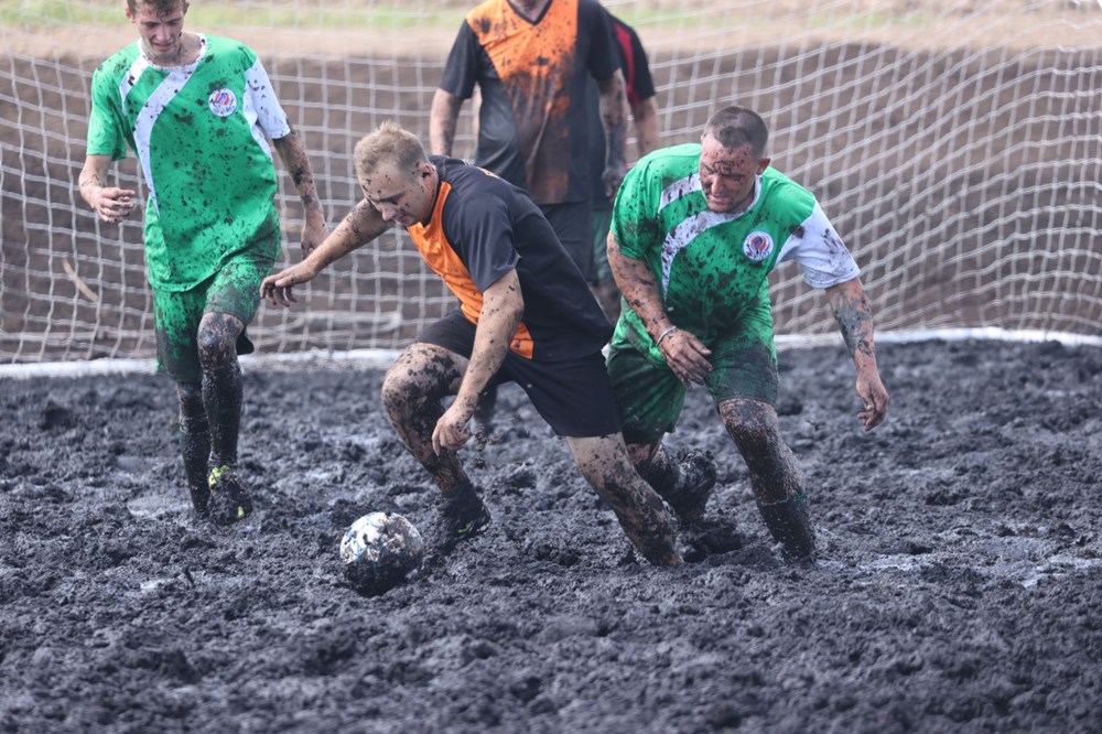 Beyaz Rusya'da bataklık futbol turnuvası - 3