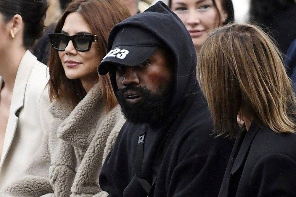 Kanye West izinsiz girdiği markanın binasından zorla çıkarıldı - 3