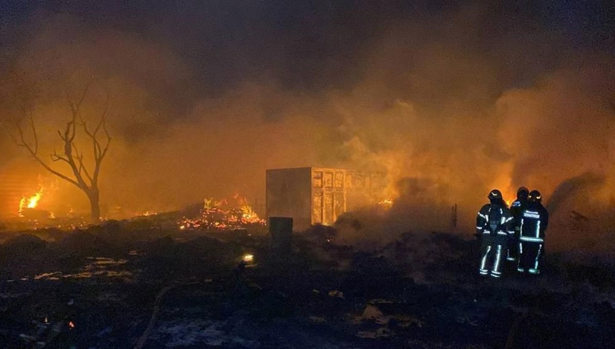 Bursa'da geri dönüşüm fabrikasında korkutan yangın