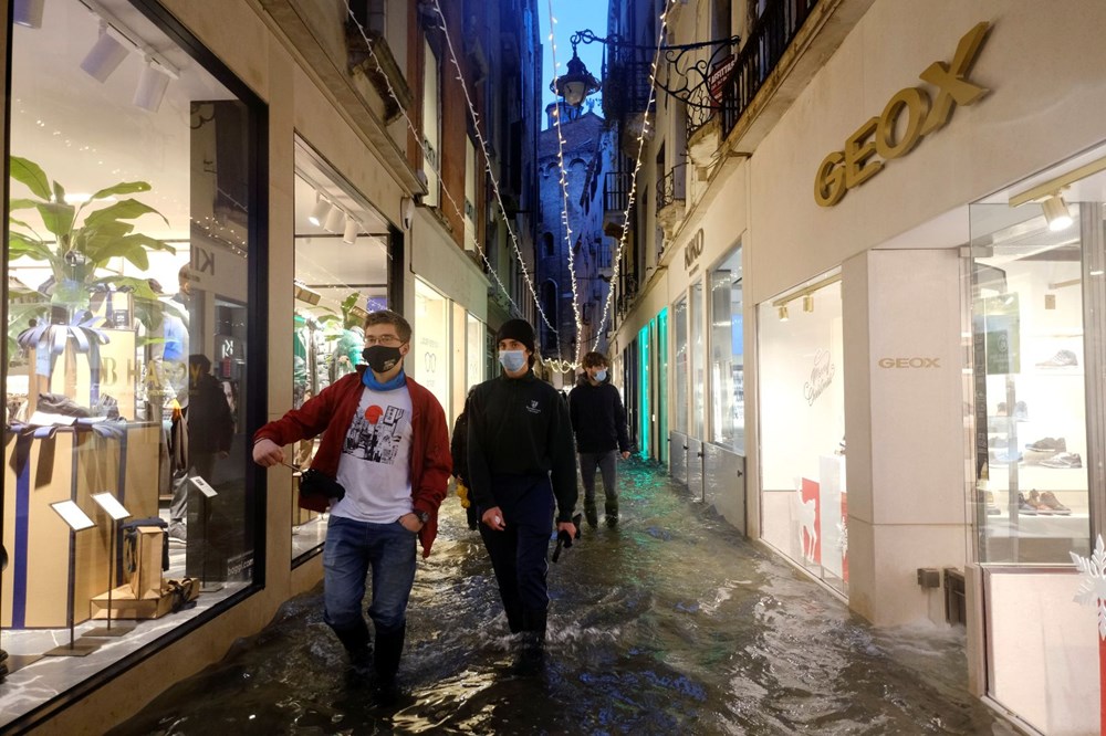 Venedik'te yine su baskını: Milyar dolarlık proje işe yaramadı - 11