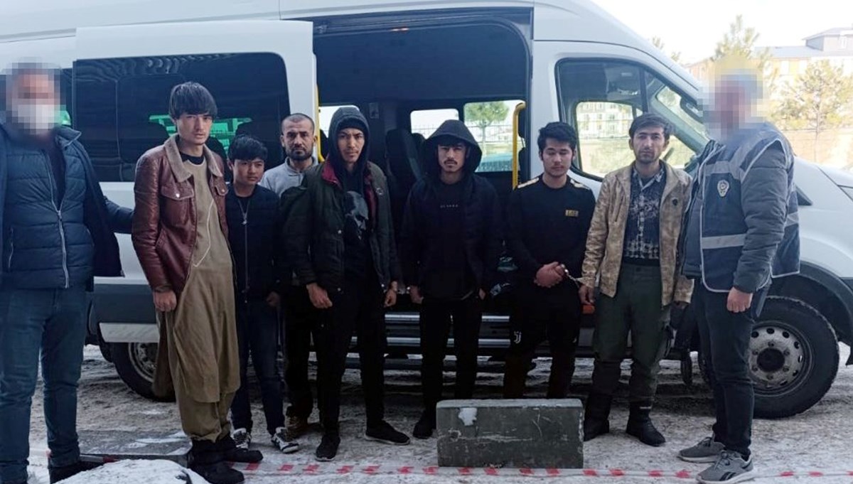 Kars'ta 7 düzensiz göçmen yakalandı Kars'ta 7 düzensiz göçmen yakalandı