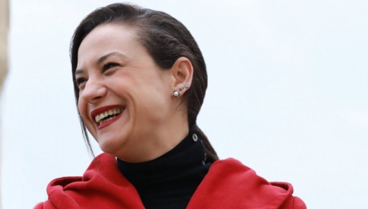 Filiz Ceritoğlu Sengel kimdir? Yeni İzmir Selçuk Belediyesi Başkanı Filiz Ceritoğlu Sengel'in hayatı Filiz Ceritoğlu Sengel kimdir? Yeni İzmir Selçuk Belediyesi Başkanı Filiz Ceritoğlu Sengel'in hayatı