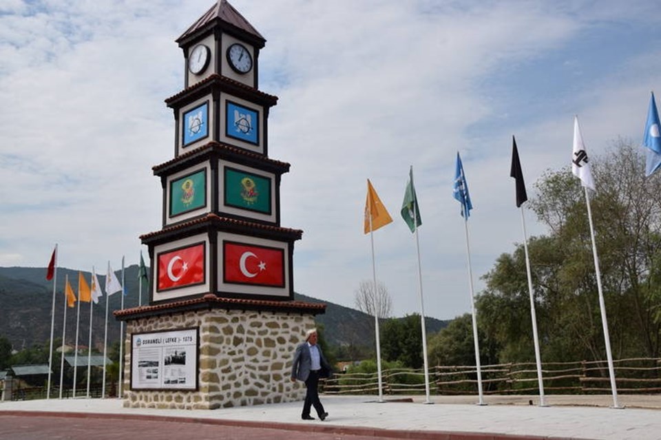 Sakarya Nehri kıyısına Türk hakimiyetini simgeleyen anıt yapıldı - 1