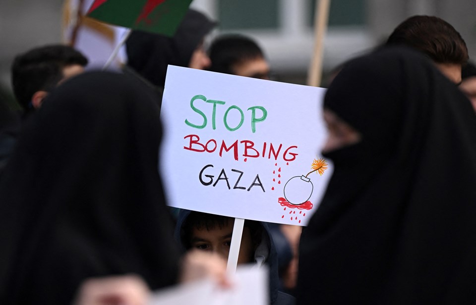 İsrail savaş uçakları 7 Ekim'den bu yana Gazze'de 29 bin hedefi bombaladı - 1