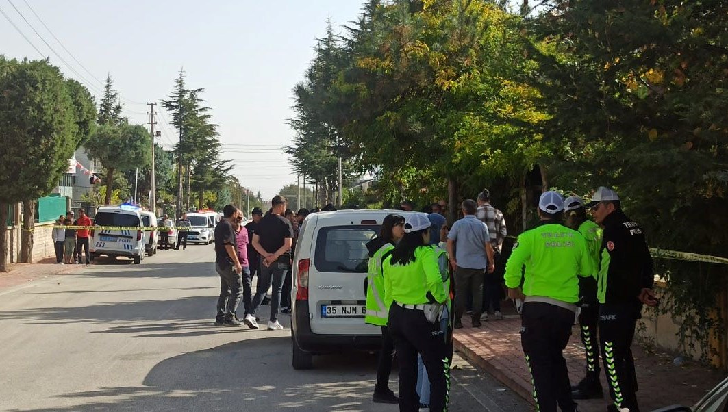 Konya'da polise bıçaklı saldırı! Polis memurunun durumu ağır