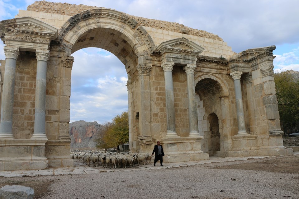 Anavarza kazılarının son etabı başladı - 1