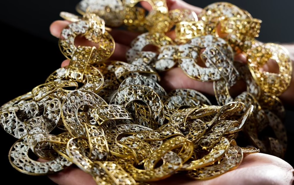 Altın sikkeler ve paha biçilemez mücevherler: 350 yıl önce batan geminin hazineleri ortaya çıktı - 3