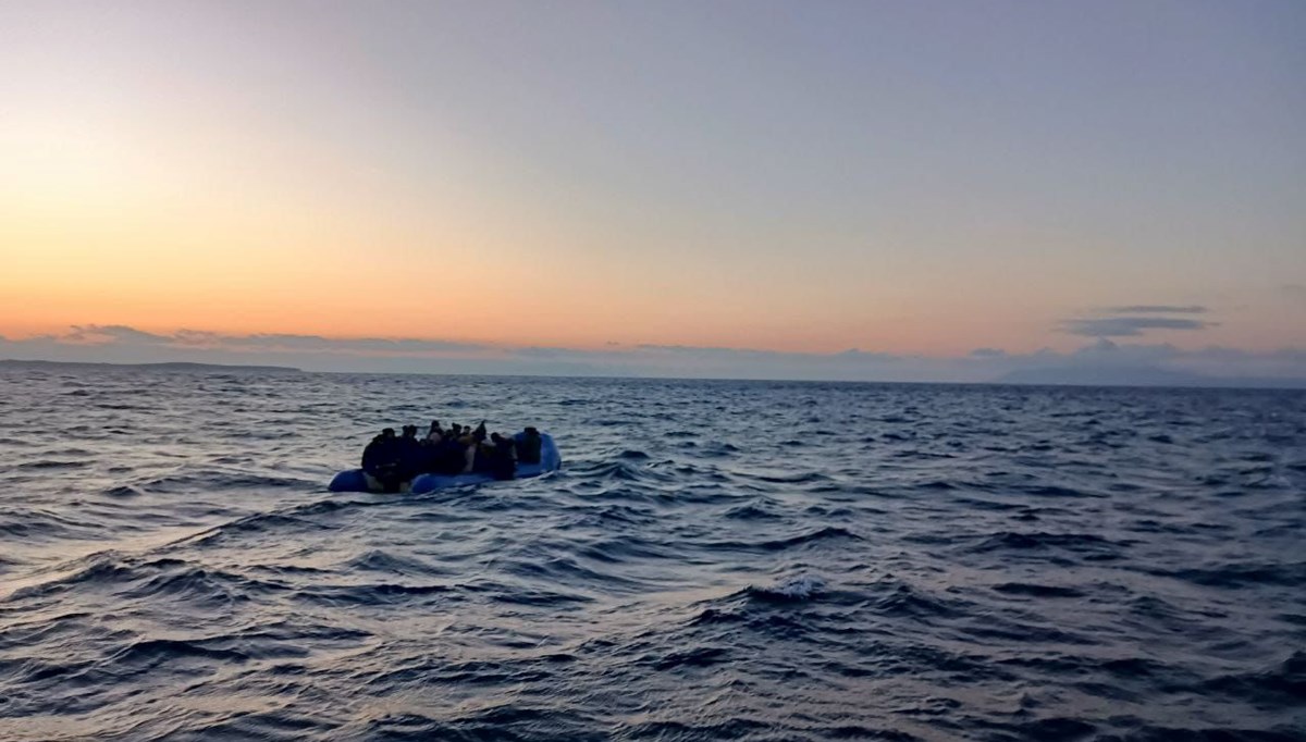 Tunus'ta tekne alabora oldu: 13 göçmen yaşamını yitirdi
