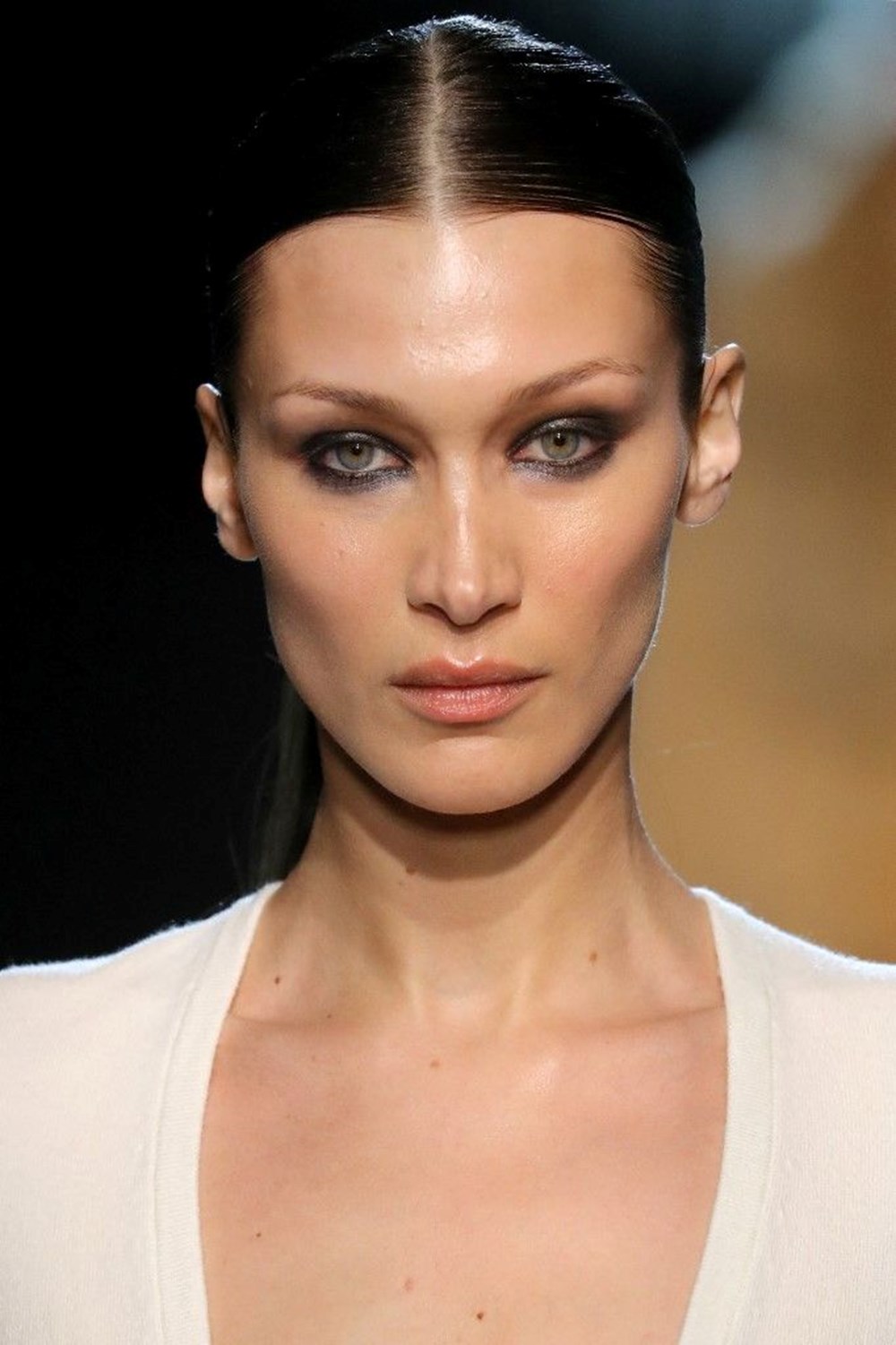 Bella Hadid Filistin'i desteklediği için markaların kendisiyle çalışmayı bıraktığını söyledi - 7