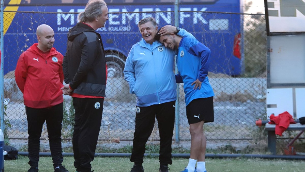 Menemen FK'yla anlaşan Yılmaz Vural'ın hedefi Süper Lig