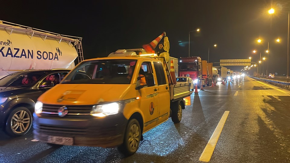 Anadolu Otoyolu'nun Bolu Dağı geçişinde İstanbul istikameti ulaşıma açıldı - 1