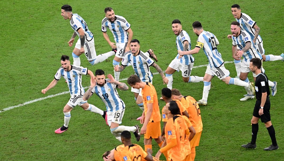 Arjantin'in Hollanda'yı elediği maçta tepki çeken kare