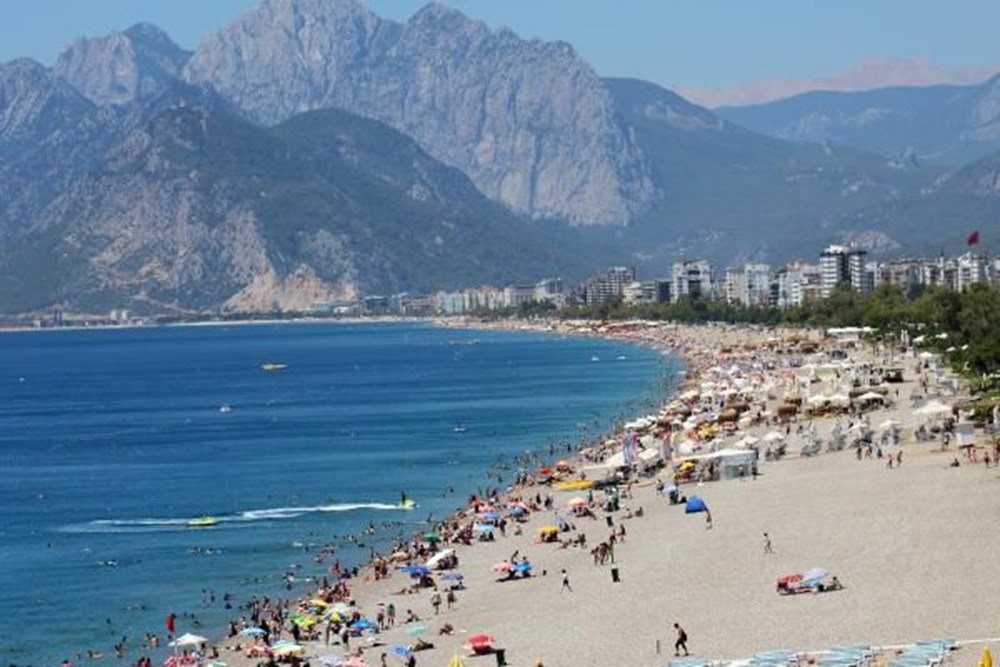 Antalya sahillere akın etti - 3