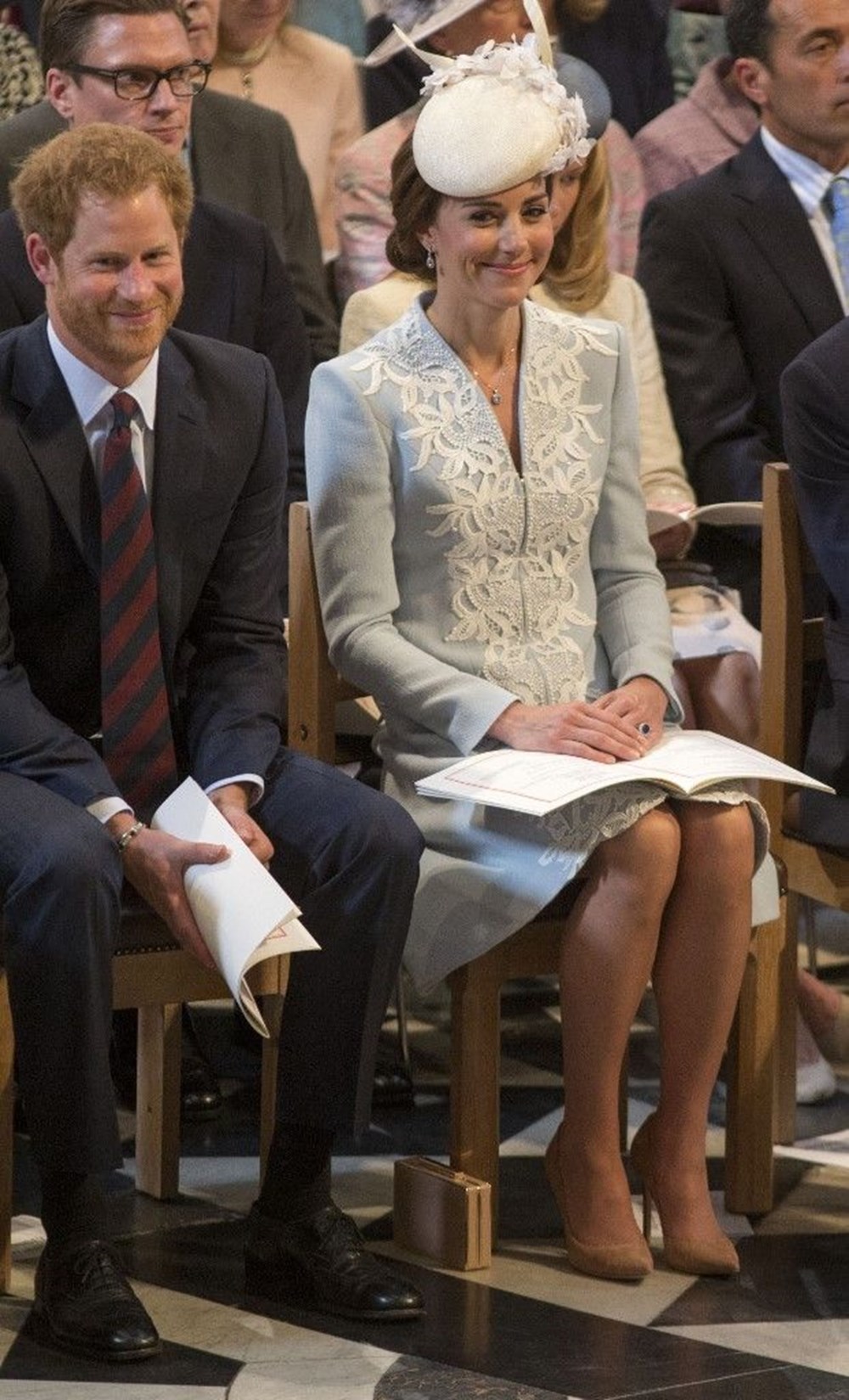 Prens Harry, dedesi Prens Philip'in cenazesi için karantinayı delecek - 5
