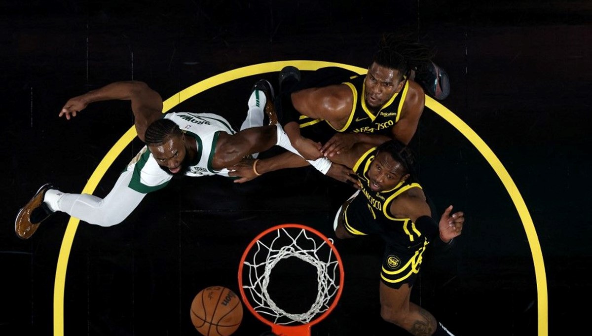 Golden State Warriors 17 sayı geriden gelerek kazandı (NBA'de gecenin sonuçları) Golden State Warriors 17 sayı geriden gelerek kazandı (NBA'de gecenin sonuçları)