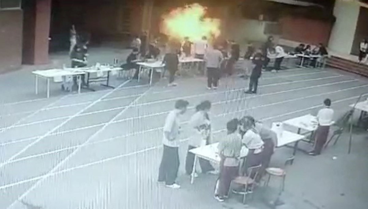 İstanbul'da deney sırasındaki patlama kamerada
