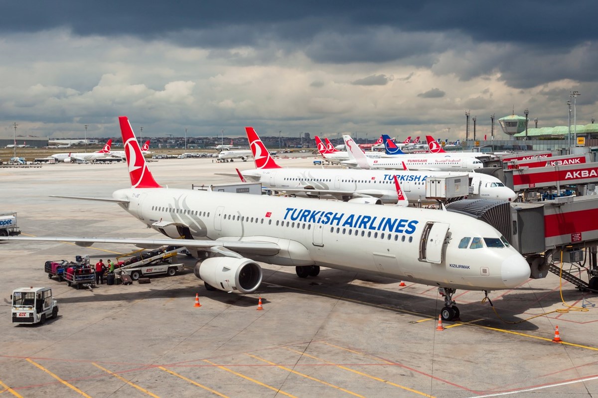 Стамбул airlines. Аэропорт Турции Стамбул. Турецкий аэропорт. Turkish Airlines. Turkish Airlines Istanbul.