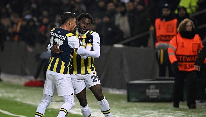 Mourinho 2 futbolcunun ismini verdi, yönetim acil toplanıyor! Fenerbahçe'de İrfan Can Kahveci ve Osayi-Samuel belirsizliği