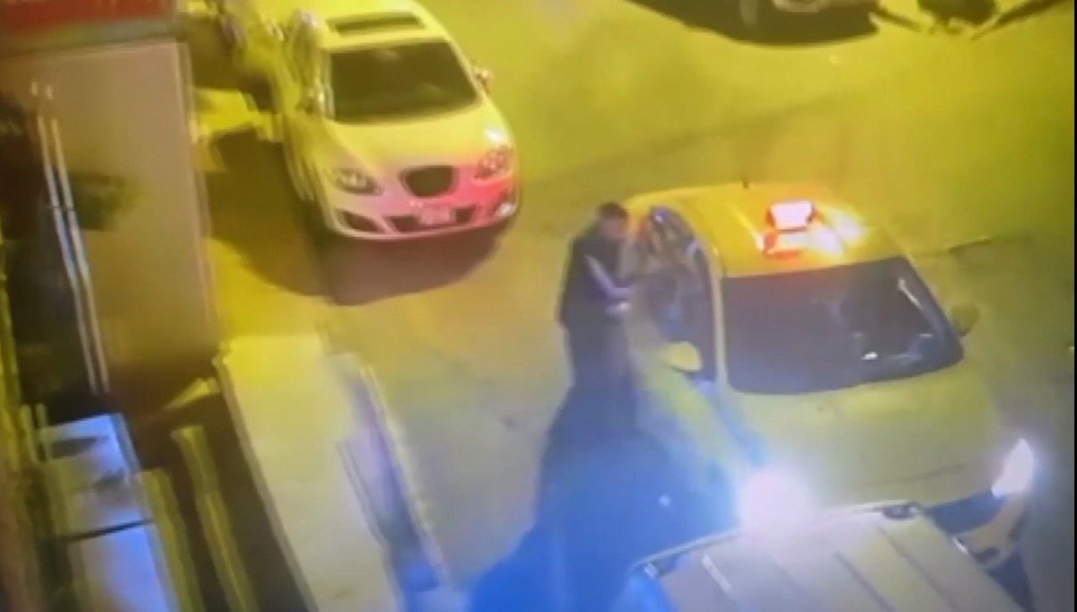 Eski sevgilisini kıskandı, arkadaşını öldürdü