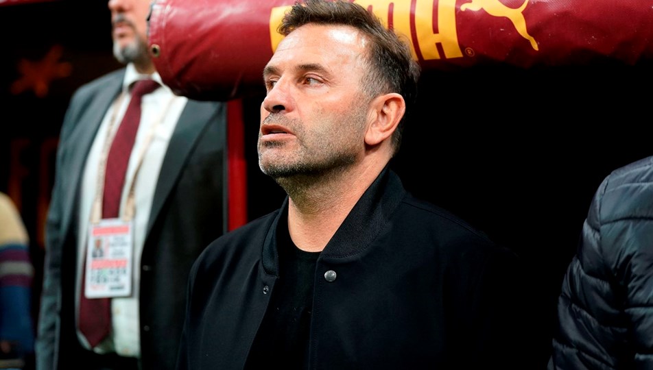 Galatasaray'da Okan Buruk'tan tek değişiklik