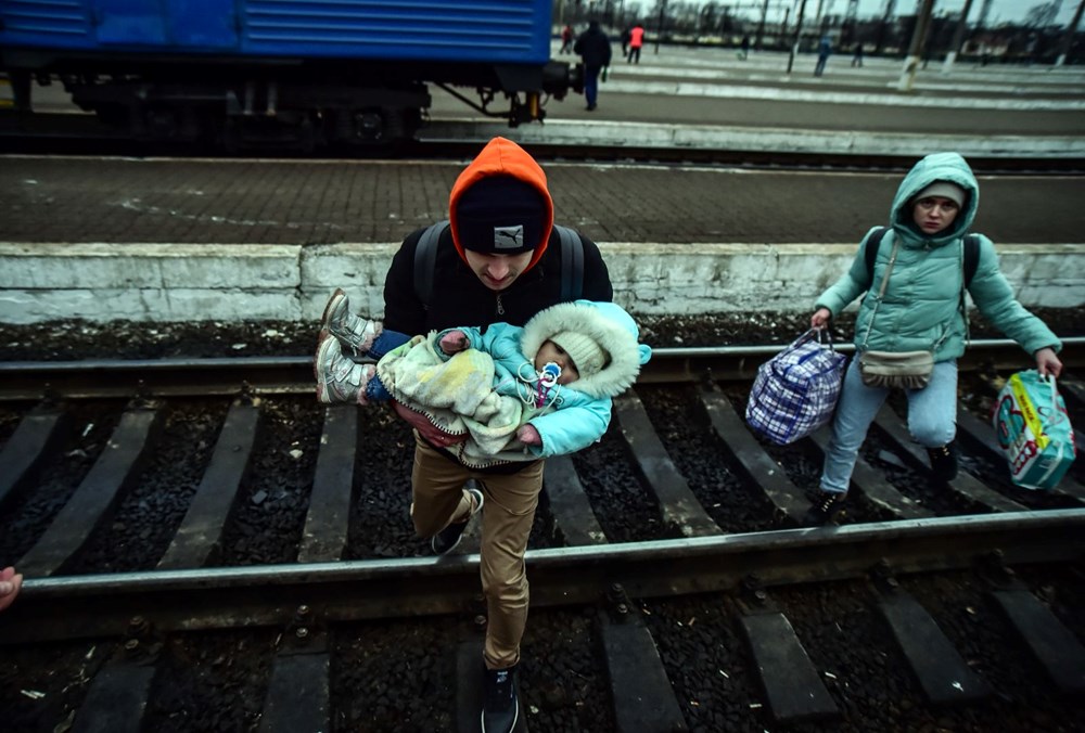 Rus saldırısından kaçış: Lviv tren istasyonunda endişeli bekleyiş - 12