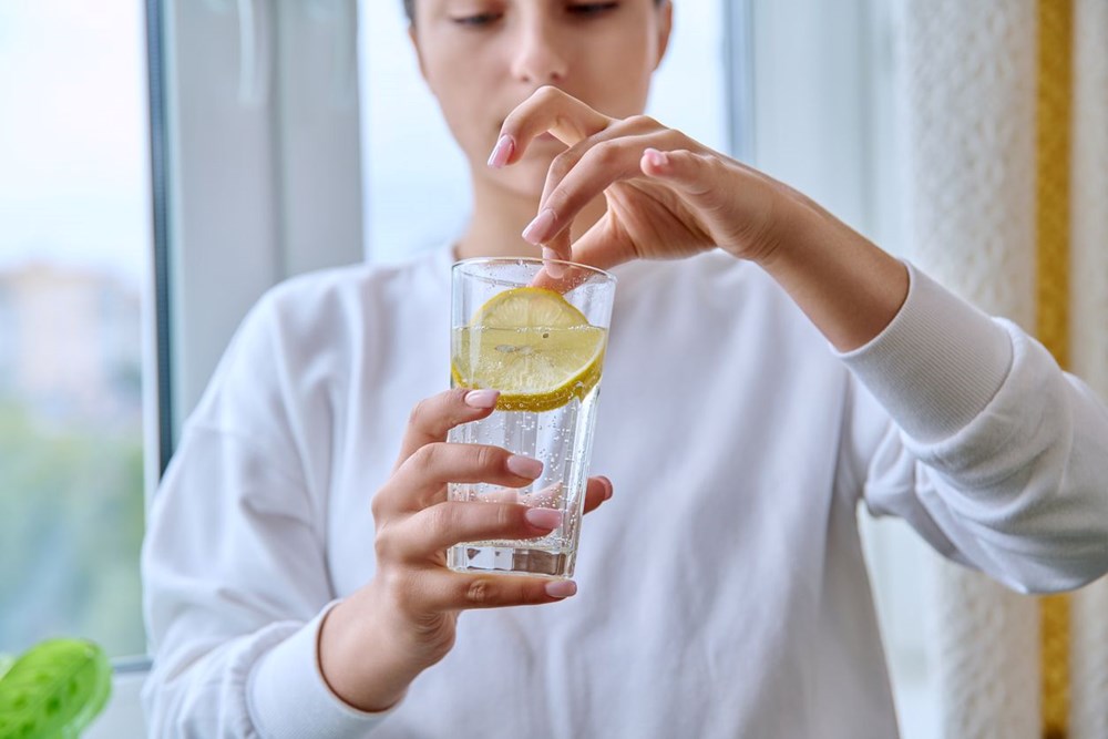 Limonlu su içince neler olur? Organlara verdiği bu zararı çok az kişi biliyor - 13