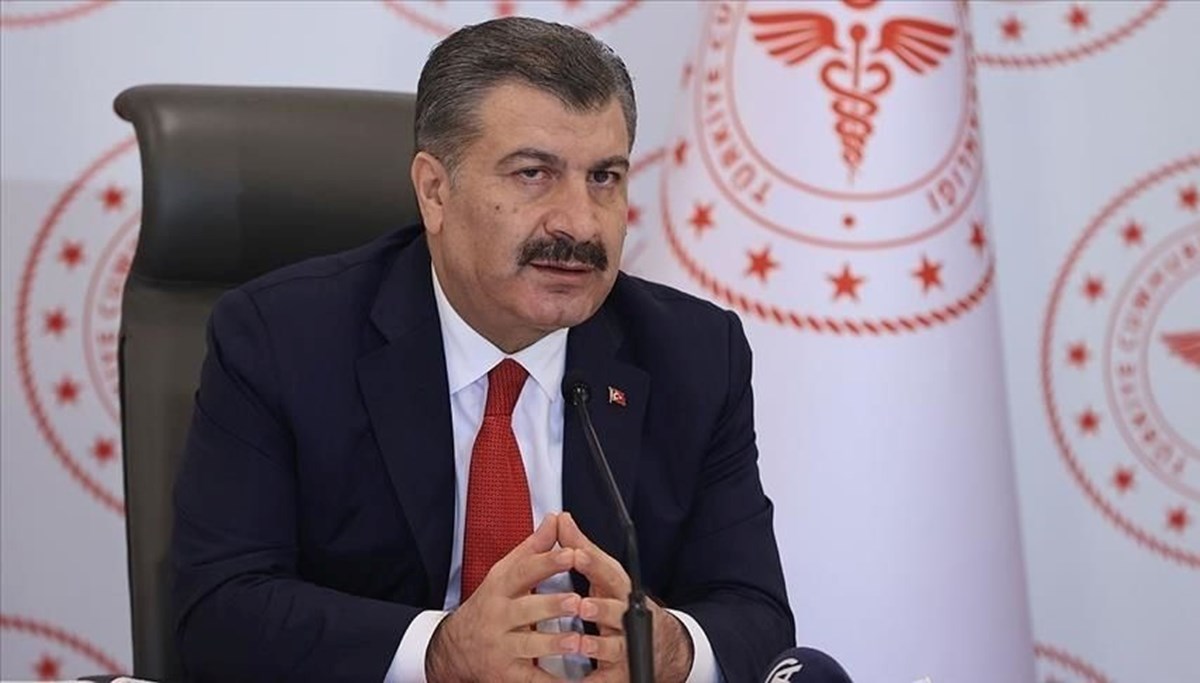 Bakan Koca'dan yurt dışına giden doktorlarla ilgili iddialara yanıt