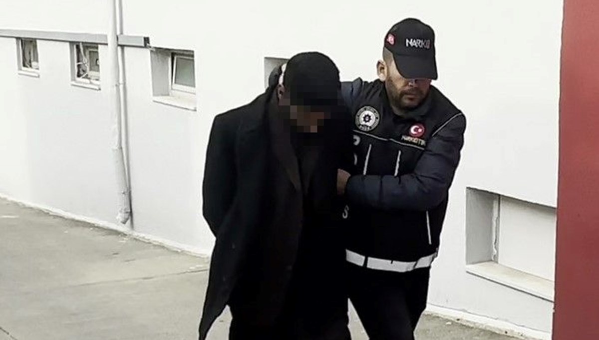 Adana’da 2 torbacı tutuklandı Adana’da 2 torbacı tutuklandı