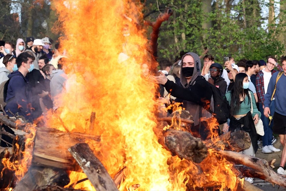 Police intervened when the festival, which was announced as April 1 joke in Belgium, turned into reality - 15