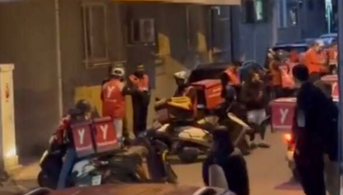 İntikam için eski sevgilinin evine onlarca sipariş gönderdi: İntikam için eski sevgilinin evine onlarca sipariş gönderdi: