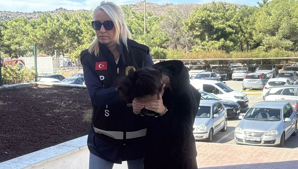 Bodrum'da otel lojmanında dehşet: Havluya sarıp, terasa bıraktı