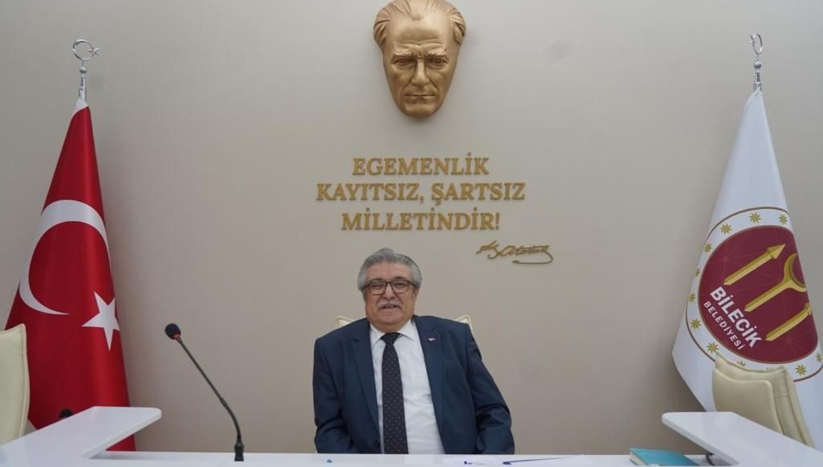 Bilecik Belediye Başkanlığına Mustafa Sadık Kaya seçildi Bilecik Belediye Başkanlığına Mustafa Sadık Kaya seçildi