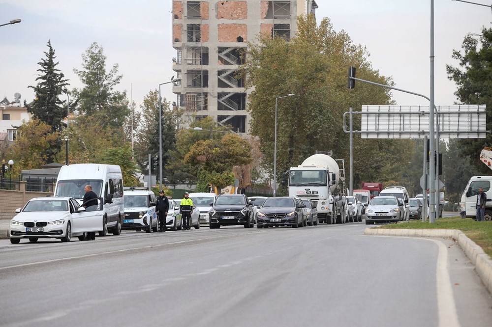 Ulu Önder Atatürk’ü minnetle anıyoruz | Saat 09.05’te Türkiye’de hayat durdu - 17