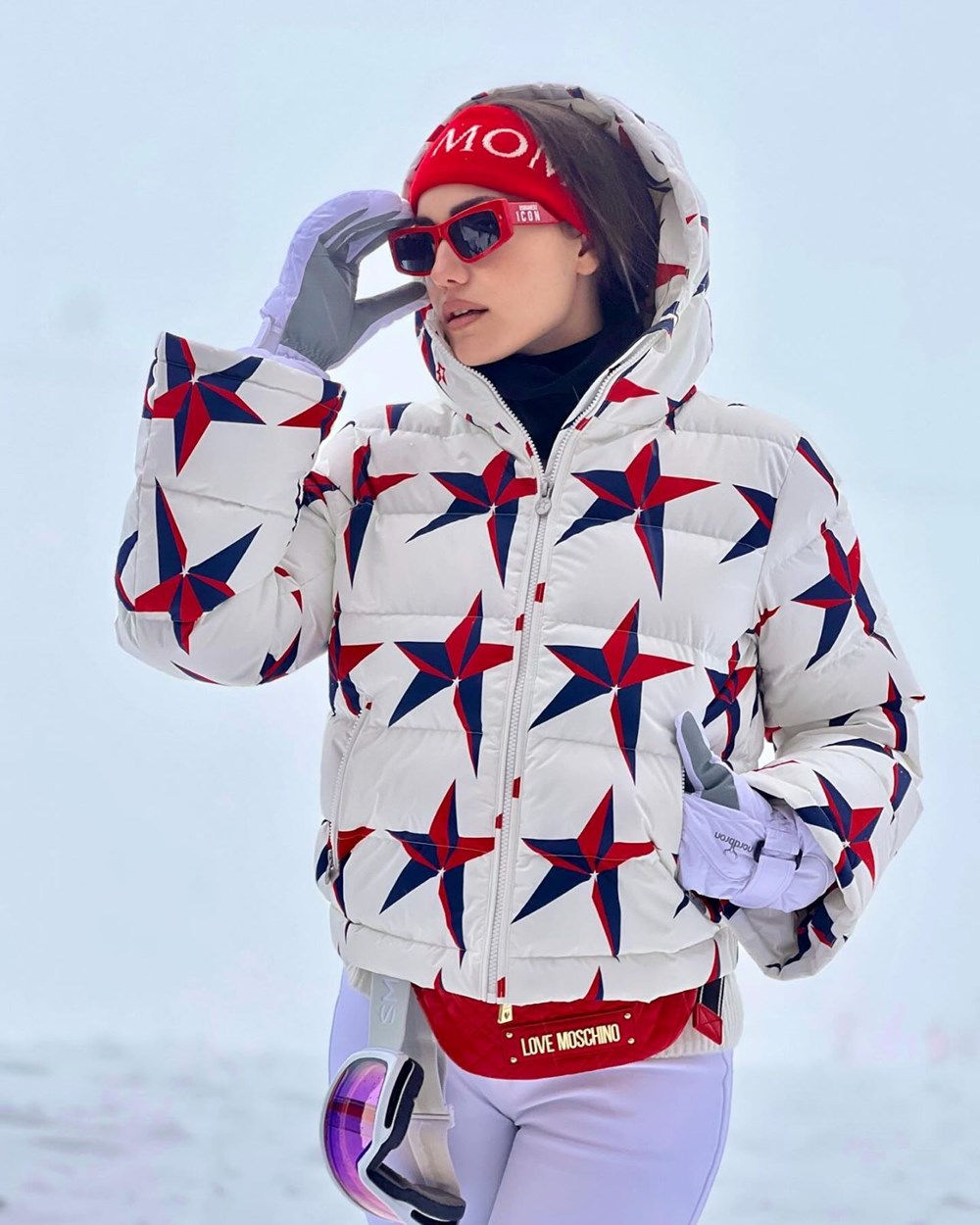 Fahriye Evcen'in kar pozlarına beğeni yağdı - 9