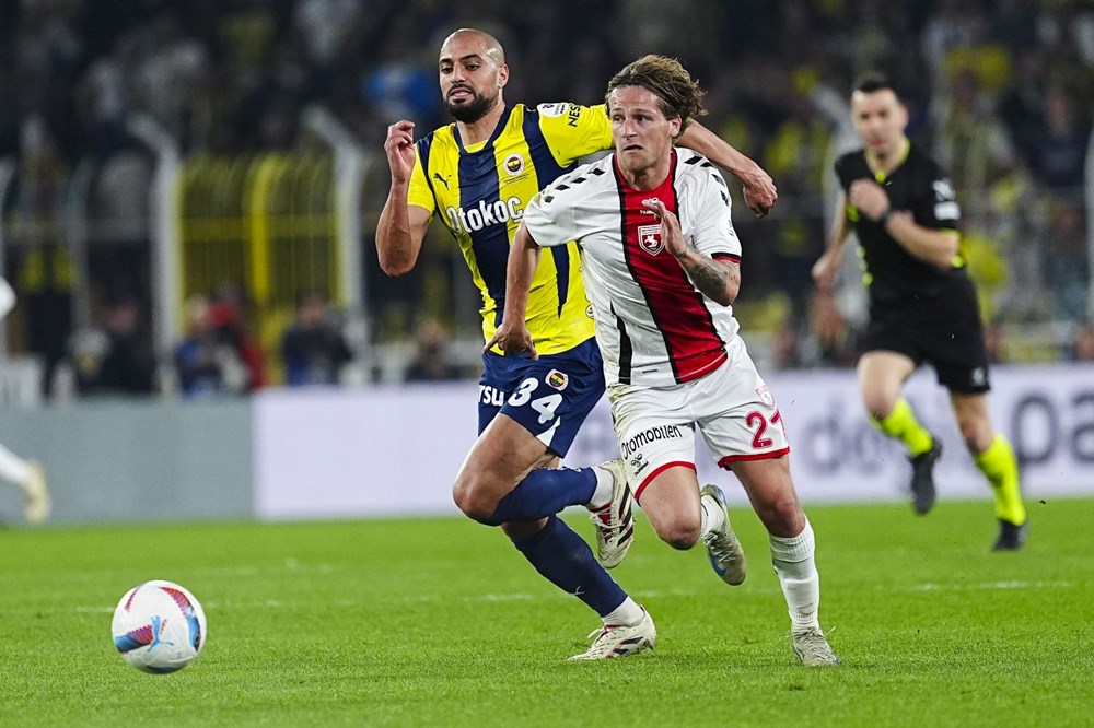 Fenerbahçe - Samsunspor maçının en çok konuşulan pozisyonu için fikir ayrılığı: Penaltı mı değil mi? - 3