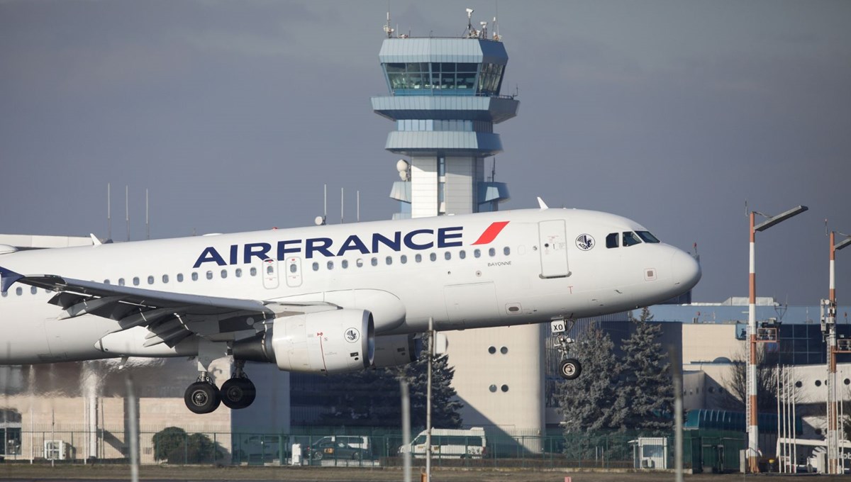 Air France, Nijer uçuşlarını askıya aldı