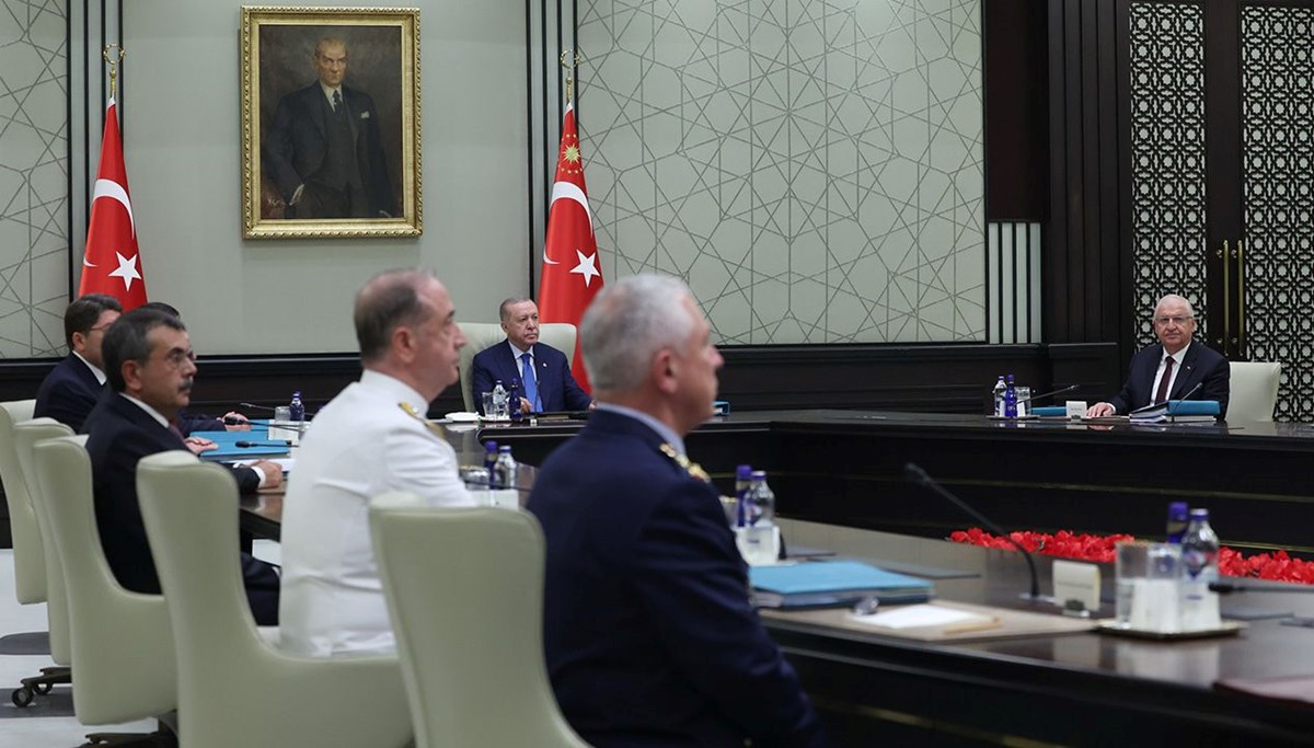 185 general ve amiral yeni görevlerine atandı