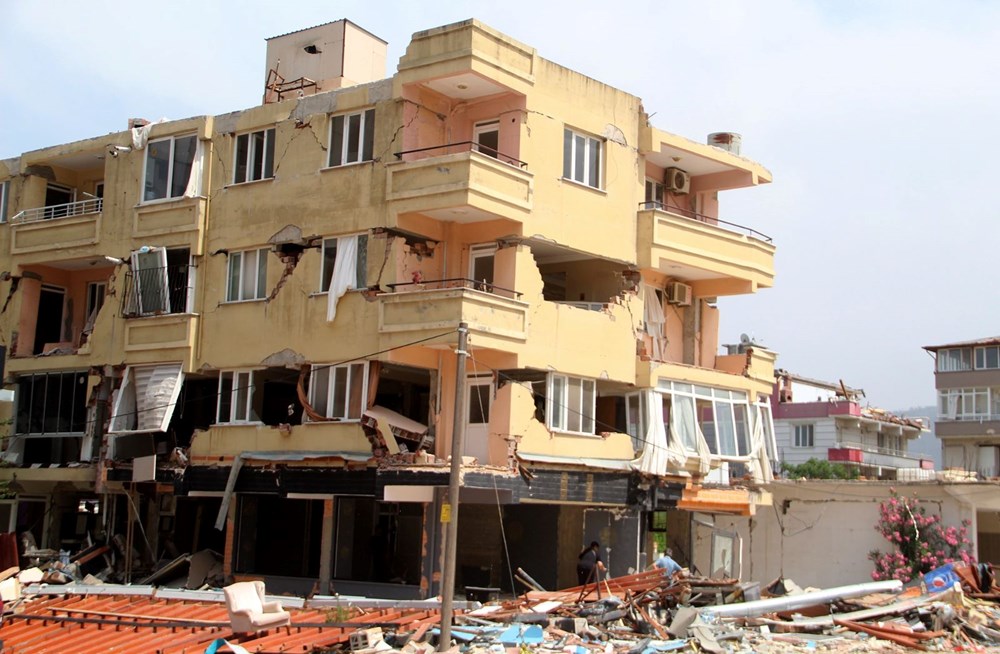 Deprem tüm hayatını değiştirdi: 1 dakika önce kral gibiydim - 1