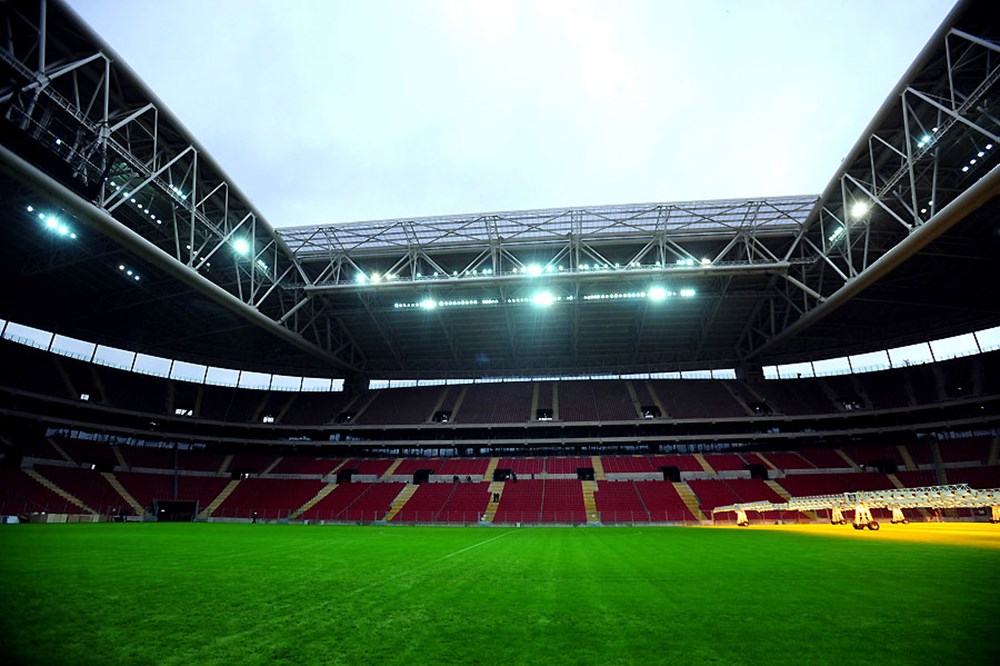 Türk Telekom Arena'da 236 milyon avroluk derbi